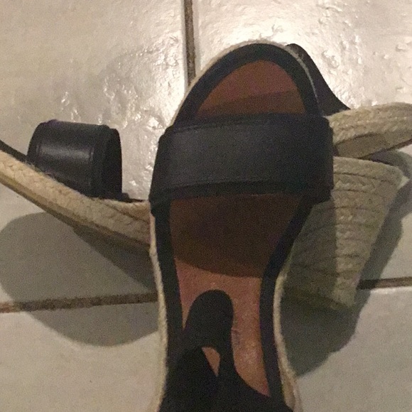 DALSOM Open toe sandals - Picture 13 of 16